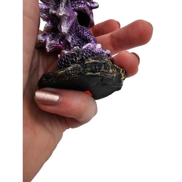 Whimsical Wyrmling Baby Dragons Sitting Naughty Bobblehead Figurine Purple - Picture 4 of 6